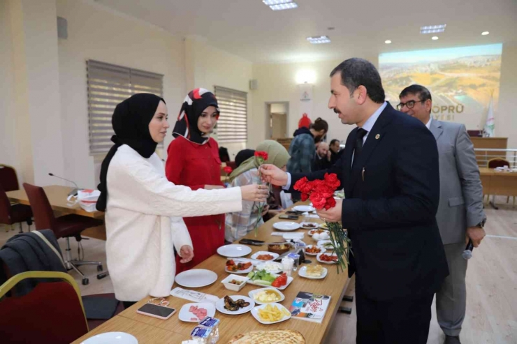 Şanlıurfa’da Öğretmenler Kahvaltıda Buluştu