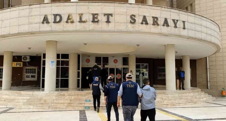 Şanlıurfa’da Bombalı Eylem Hazırlığındaki Teröristler Yakalandı