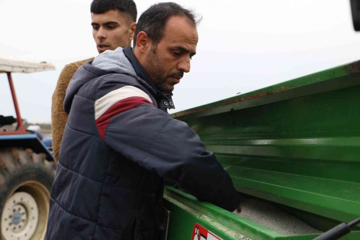 Taşımalı Eğitim Gören ‘liseli Çiftçiler’ Tarımda Üretim Merkezi Olma Yolunda