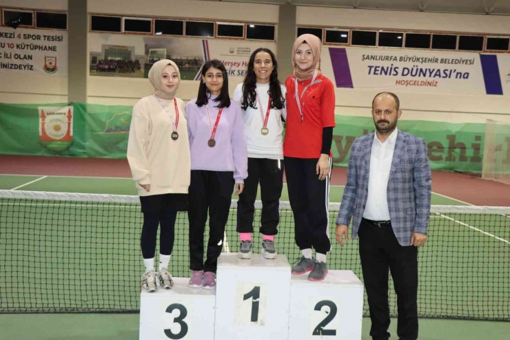 Öğretmenler Günü Tenis Turnuvası Sona Erdi