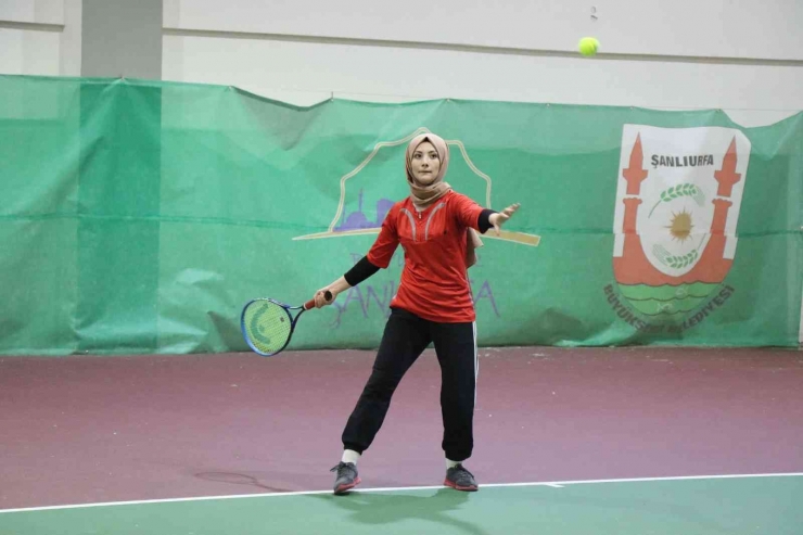 Öğretmenler Günü Tenis Turnuvası Sona Erdi