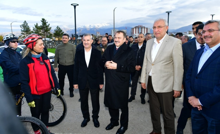 Eroğlu’ndan Beylerderesi Projesine Tam Not