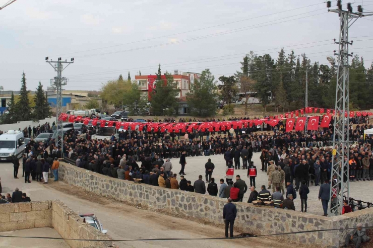 Şehit Teğmen Duabey Onur Öztürkmen Son Yolculuğuna Uğurlandı