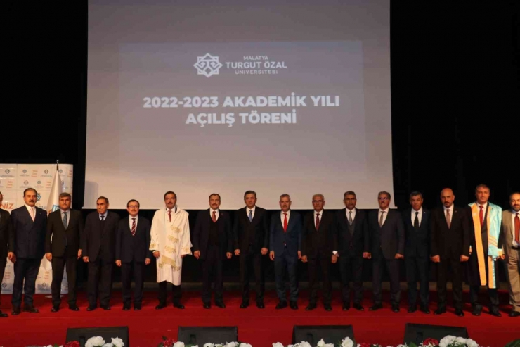 Turgut Özal Üniversitesi’nin 2022-2023 Akademik Yılı Açılışı