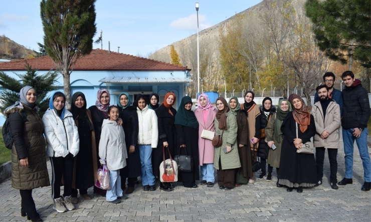 Gençlerden Malatya Büyükşehir Yatırımlarına Tam Not