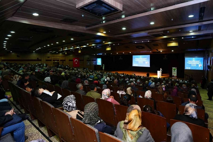 Öğrencilere Kırtasiye Desteği İçin Hazırlanan Kartlar Teslim Edildi