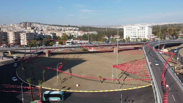 Abide Kavşağı Şehre Nefes Aldırdı