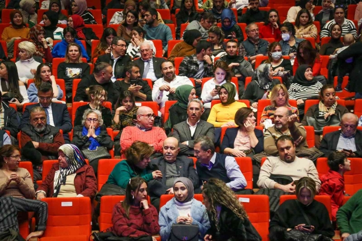 Gaziantep’te Ruhnevaz Şarkı Ve Türküler Konseri