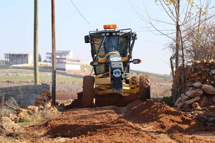 Kırsal Mahallelerde Üst Yapı Çalışmaları Devam Ediyor