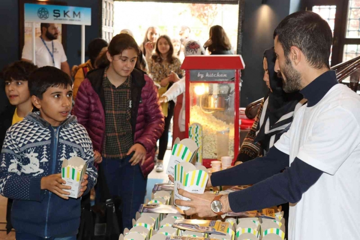 Ortaokul Öğrencileri Dijital Sinemada Buluştu