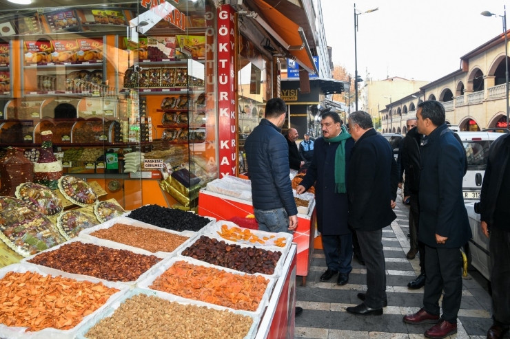 Şire Pazarında Çalışmalar Büyük Oranda Tamamlandı