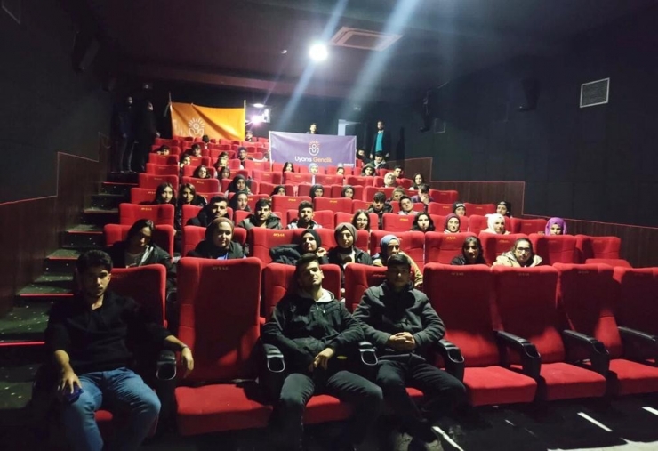 4 Bin Öğrenci Sinema Keyfi Yaşadı