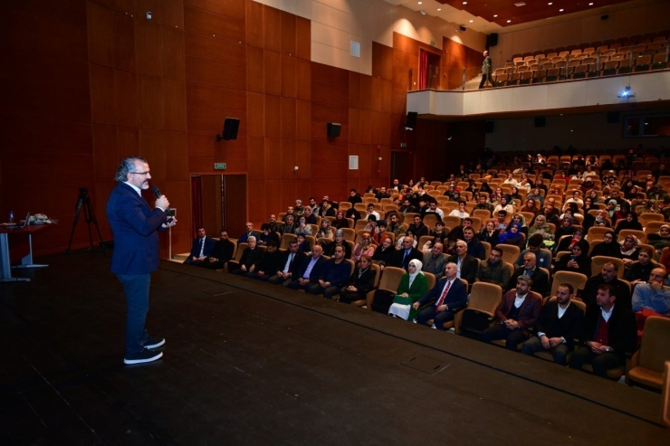 ‘bilinçli Aile Ve Gençlerimiz’ Seminerine Vatandaşlardan Yoğun İlgi