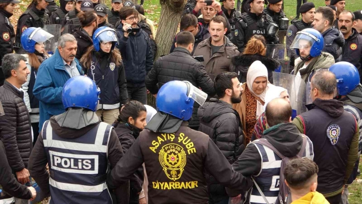 Hdp’li Vekilden Polislere Tehdit