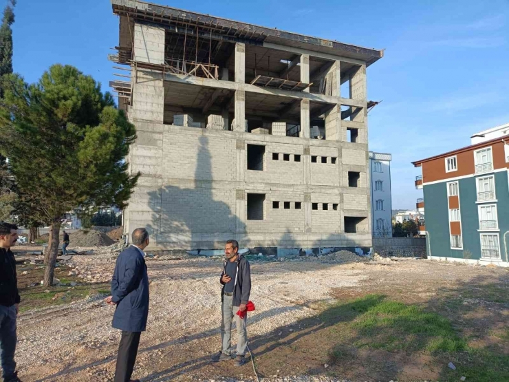 Vali Çuhadar, Okul Ve Cami İnşaatlarında İncelemelerde Bulundu