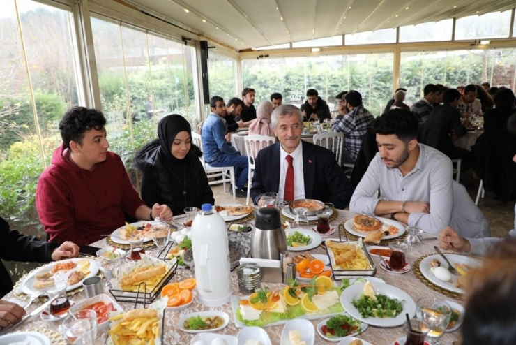 Şahinbey’de Üniversite Öğrencilerine Müjde