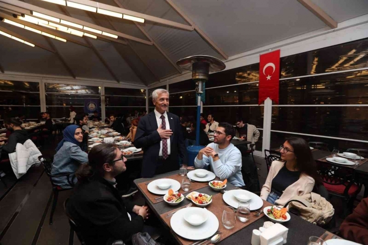 Şahinbey’de Üniversite Öğrencilerine Müjde