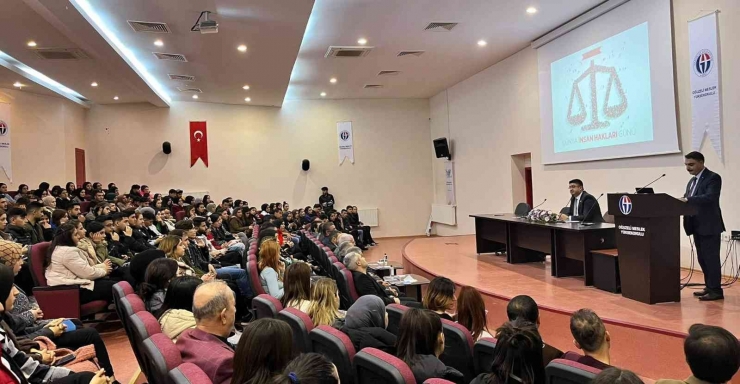 Oğuzeli Myo’da İnsan Hakları Konferansı