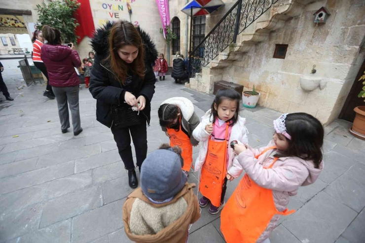 Oyuncak Müzesinde Bu Yıl Yaklaşık 10 Bin Çocuk Topaçla Tanıştı