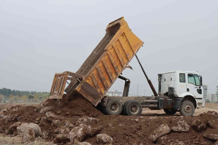 Şanlıurfa’ya 80 Bin Metrekarelik Yeni Bir Park Yapılıyor