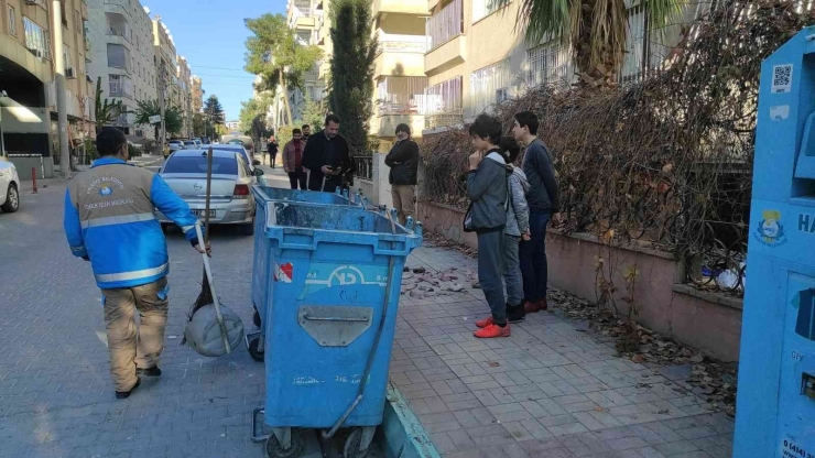 Şanlıurfa’da Çöpten Eşek Ayakları Ve Derisi Çıktı