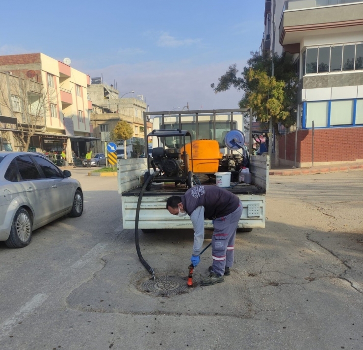 Büyükşehir, Haşerelere Karşı İlaçlama Çalışmalarını Sürdürüyor