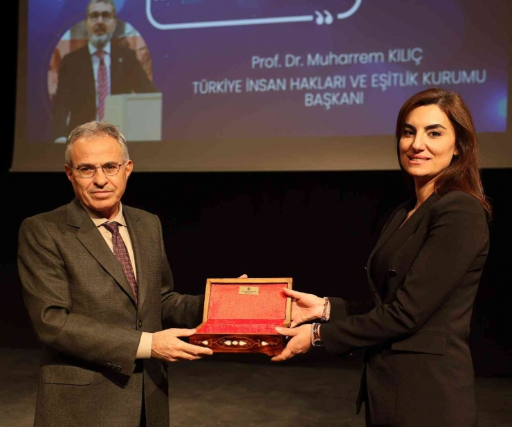 Tihek Başkanı Kılıç Gaün’lü Öğrencilerle Bir Araya Geldi