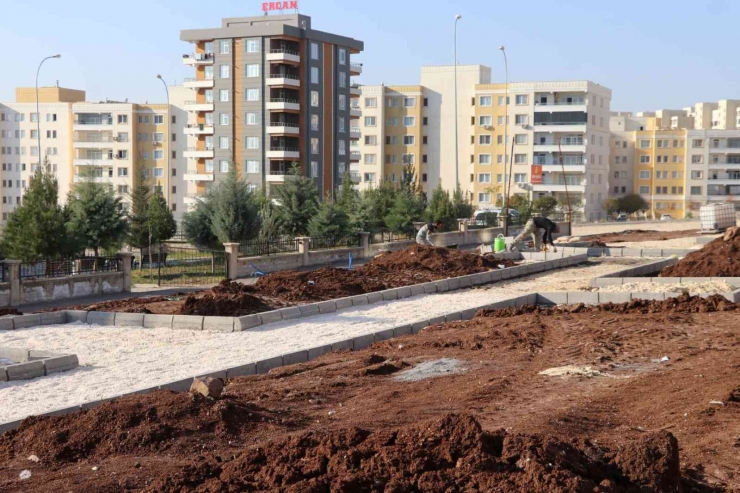 Karaköprü’ye Yeni Yeşil Alanlar Kazandırılıyor