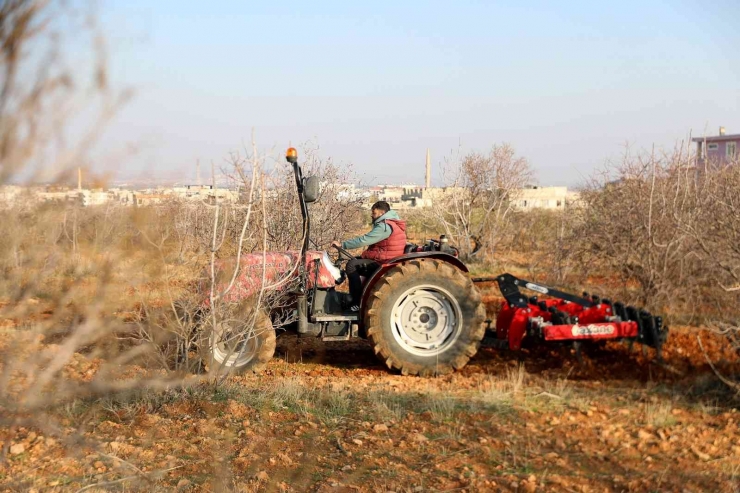 Çiftçilere Yapılan 4 Milyon Litrelik Mazot Desteği Yüzleri Güldürdü