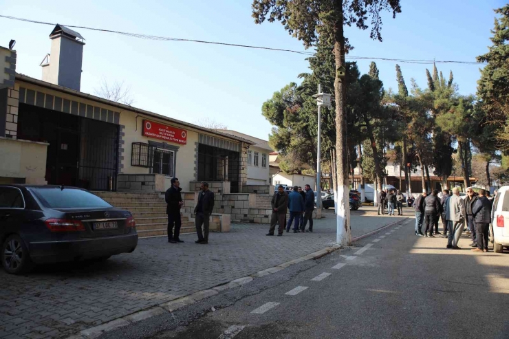 Kaçak Yollarla Almanya’ya Gitmeye Çalıştı Donarak Hayatını Kaybetti