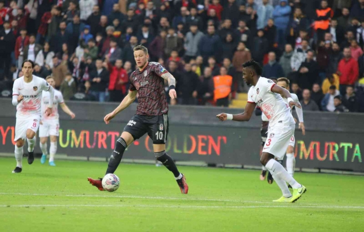 Spor Toto Süper Lig: Gaziantep Fk: 0 - Beşiktaş: 0 (ilk Yarı)