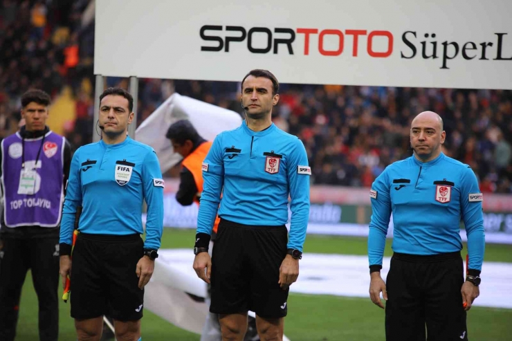 Spor Toto Süper Lig: Gaziantep Fk: 0 - Beşiktaş: 0 (maç Devam Ediyor)