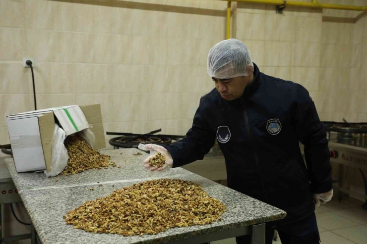 Yenişehir Belediyesi’nden Yılbaşı Öncesi Sıkı Denetim