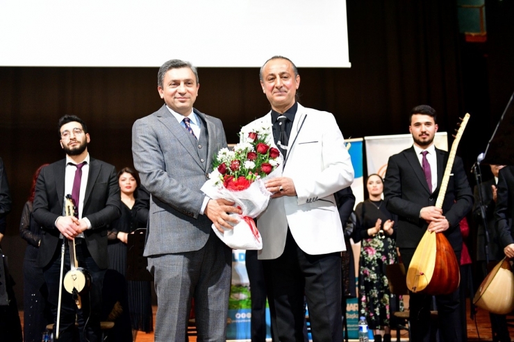 ‘unutulmayan Şarkılar Ve Türküler’ Konserine İlgi