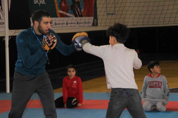 Karaköprü’de Geleceğin Sporcuları Yetişiyor