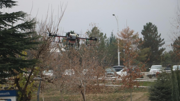 Doğu Anadolu’da Tarım Alanlarının Yüzde 70’i Dronlarla İlaçlanıyor