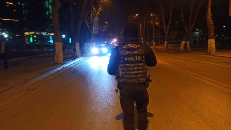 Malatya’da Polis Ekipleri Yılbaşı Denetiminde