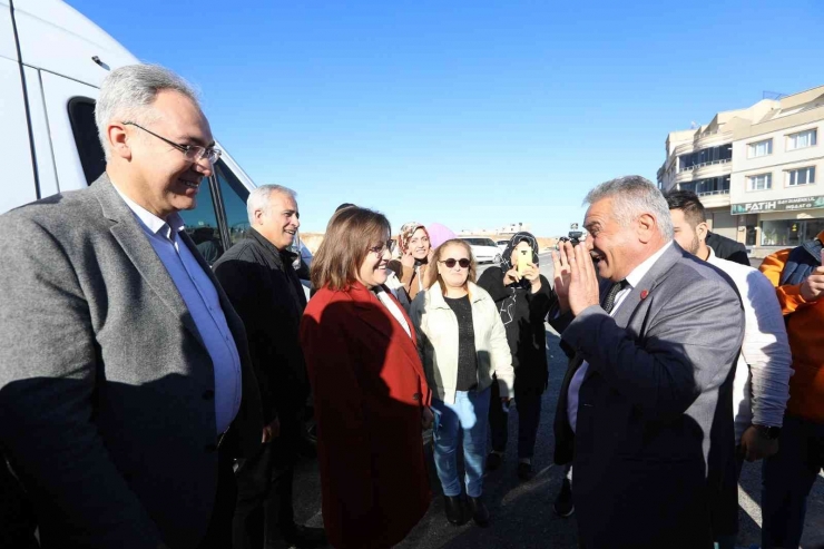 Şahin, Yeni Yılın İlk Gününde Trafiğe Açılan Yeni Yolları İnceledi