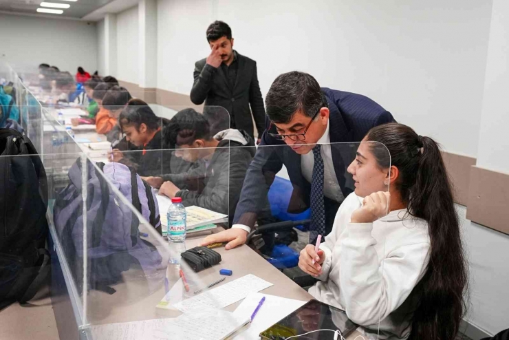 Fadıloğlu’ndan Sürpriz Yeni Yıl Ziyaretleri