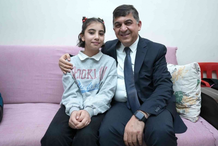Fadıloğlu Yeni Yıla Saatler Kala 4 Hanenin Konuğu Oldu