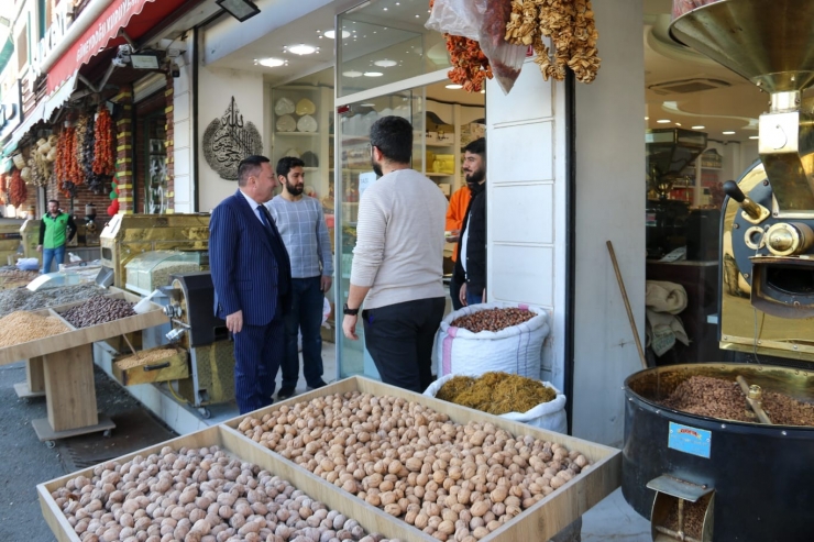 Bağlar Belediye Başkanı Beyoğlu, Esnafın Sorun Ve Taleplerini Dinledi