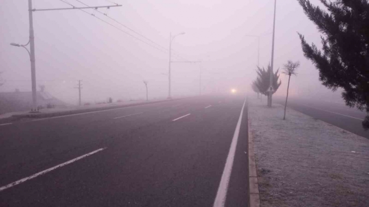 Malatya-elazığ Karayolunda Sis Etkili Oldu