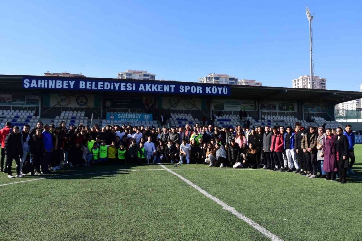 Şahinbey Ampute Kendi Evinde Rakip Tanımıyor