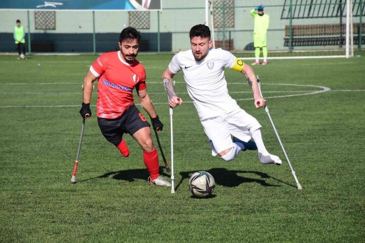 Şahinbey Ampute Kendi Evinde Rakip Tanımıyor