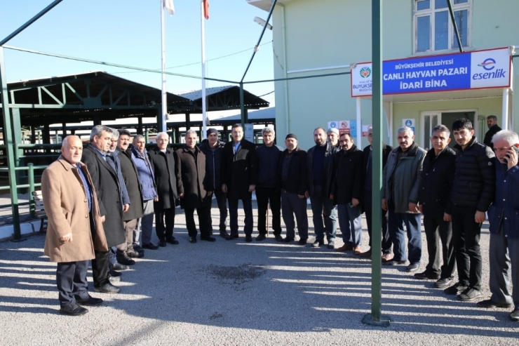 Başkan Güder: “her Daim Çiftçilerimizin Ve Üreticilerimizin Yanındayız”