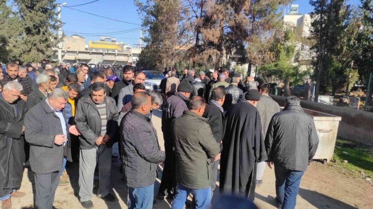 İzmit’te Öldürülen Sağlık Çalışanı Memleketi Şanlıurfa’da Defnedildi