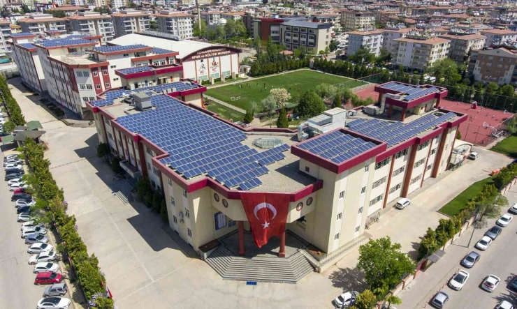 Sanko Okulları Enerjisini Güneşten Karşılıyor