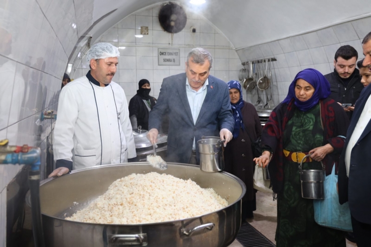 Büyükşehirden Aşevine Halk Ekmek Desteği