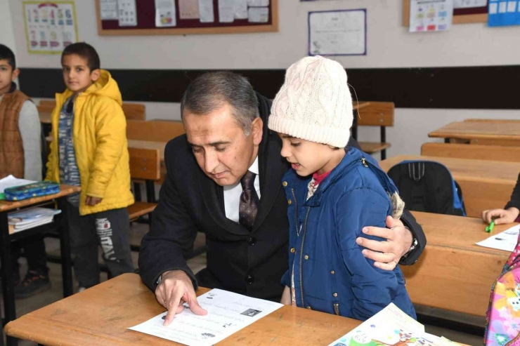 Vali Mahmut Çuhadar, Köyleri Tek Tek Geziyor