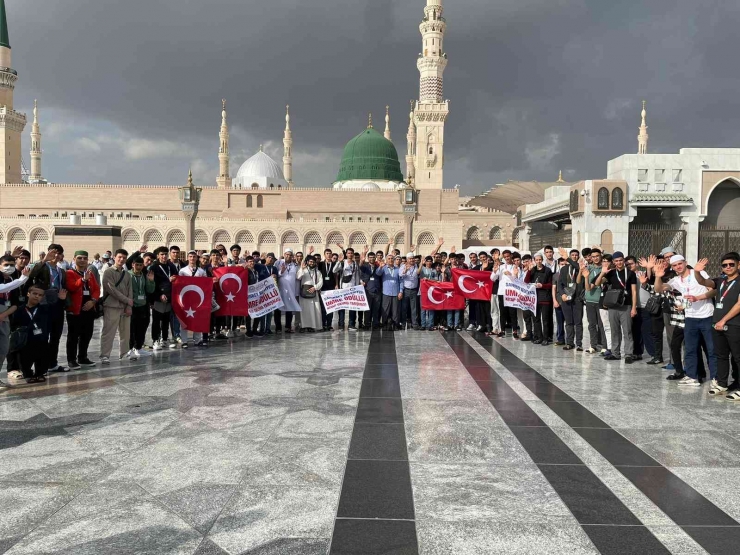 Sınavı Geçen 151 Öğrenci Kutsal Topraklara Uğurlandı